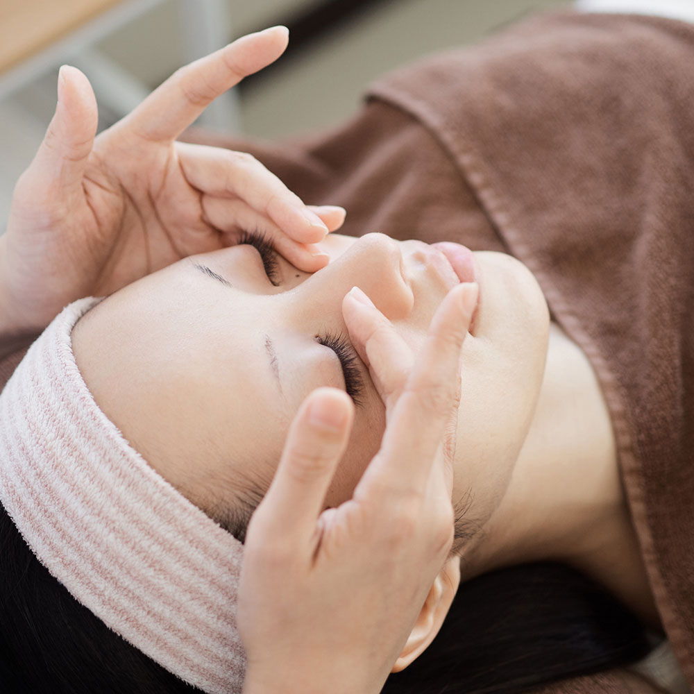 目元小ジワコース